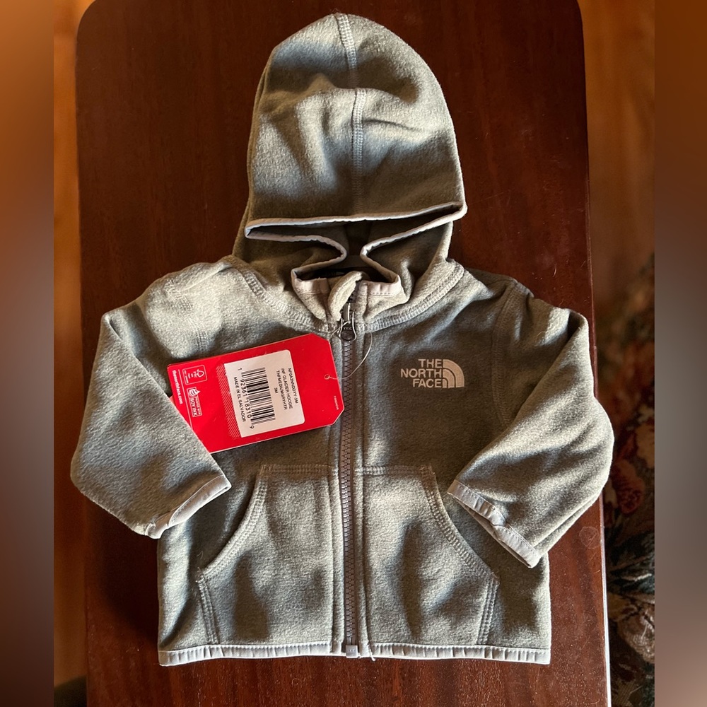 The North Face 
Baby Glacier Full-Zip Hoodie
Size: 0-3 months